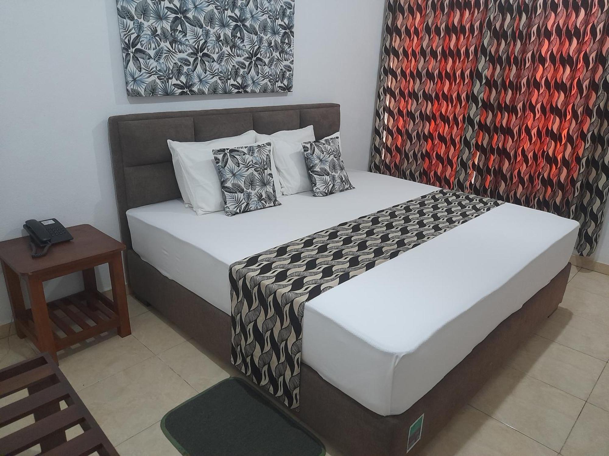 Larn'S Villa Hotel & Apartment Wadduwa Exterior foto