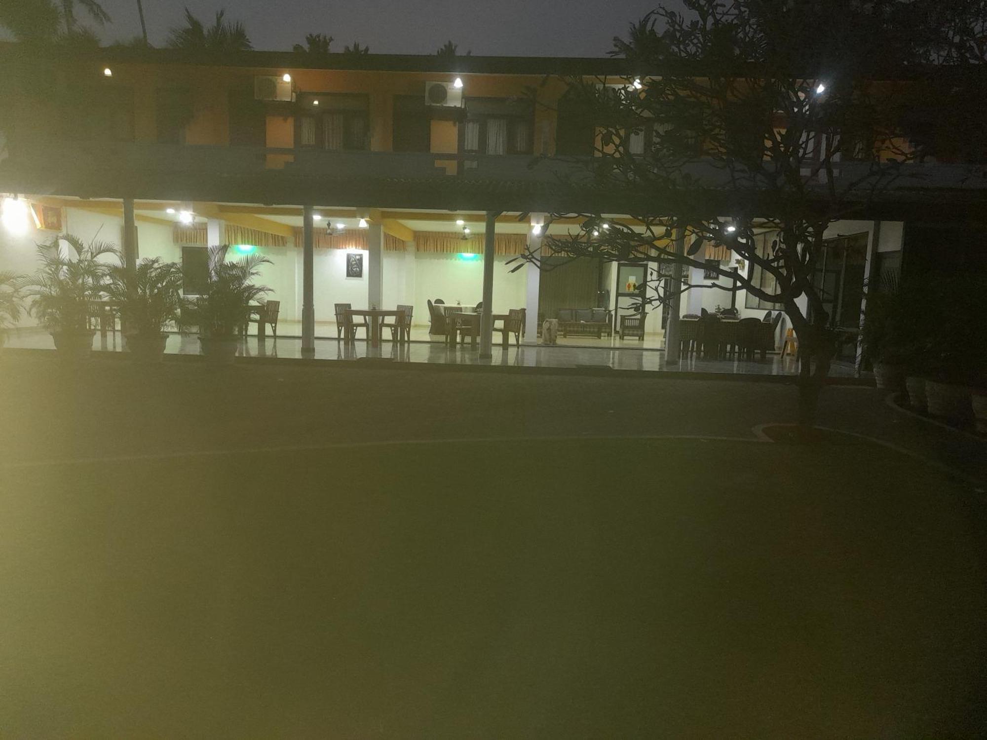 Larn'S Villa Hotel & Apartment Wadduwa Exterior foto