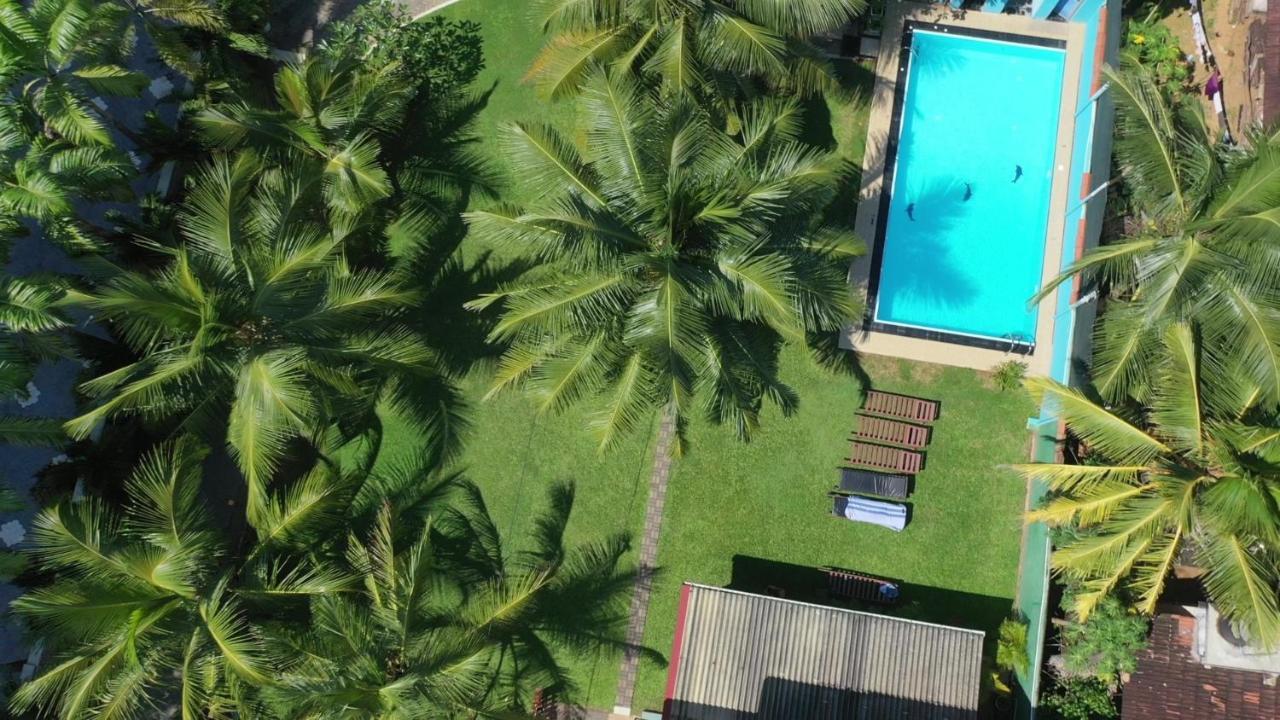 Larn'S Villa Hotel & Apartment Wadduwa Exterior foto